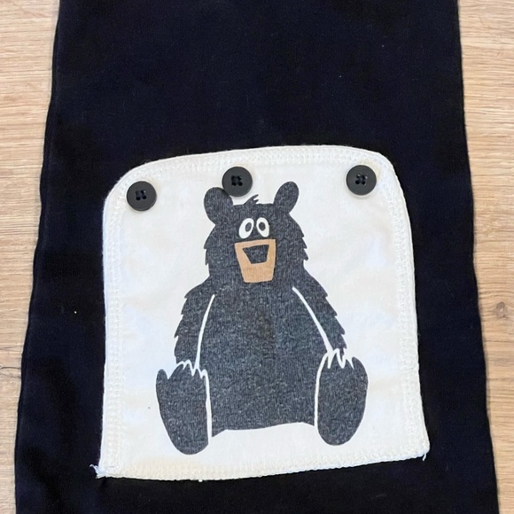 Flap Jack 12m black cream 1-pc Romper snap Baby Bear infant outfit - Picture 4 of 7